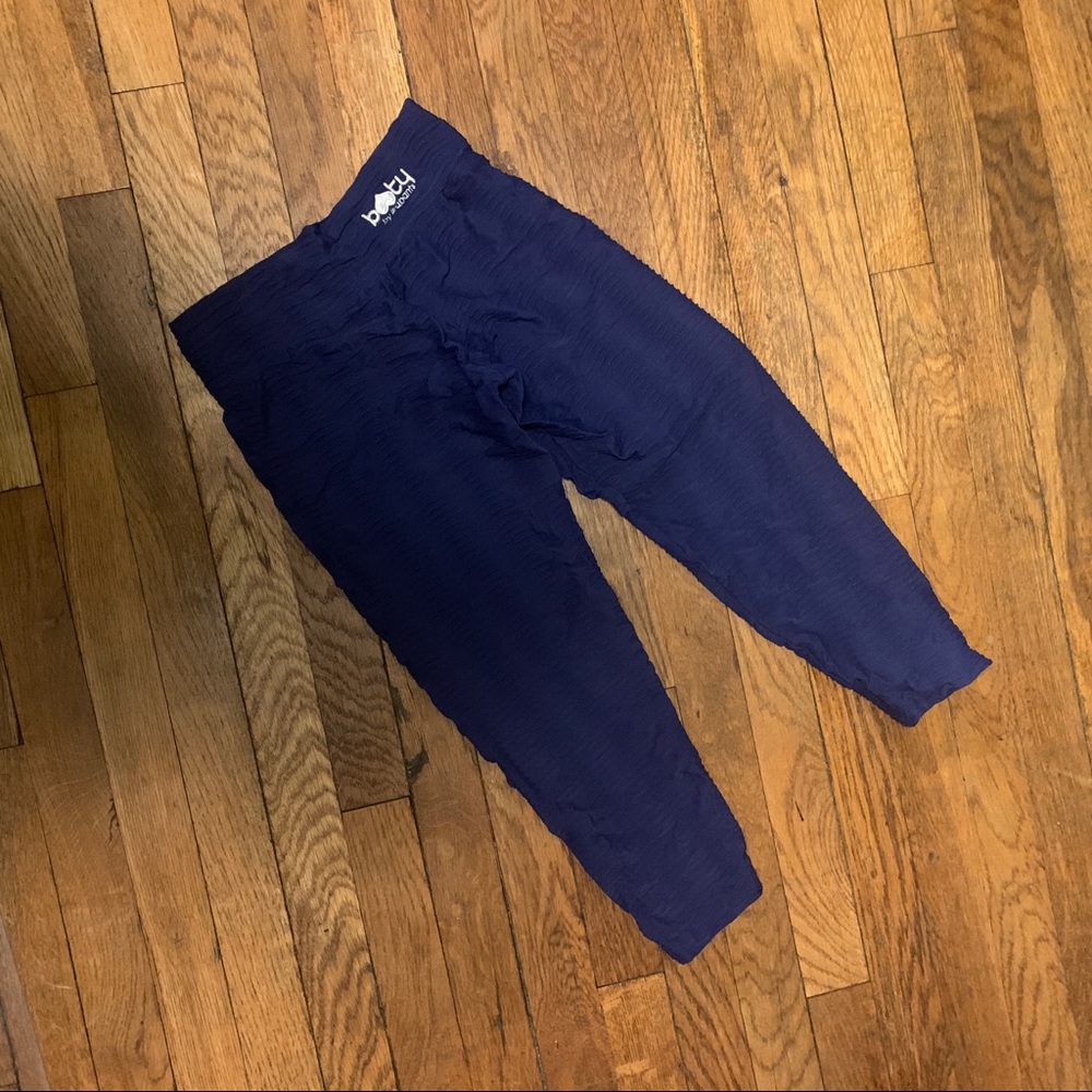 Navy blue booty by brabants original crop legging